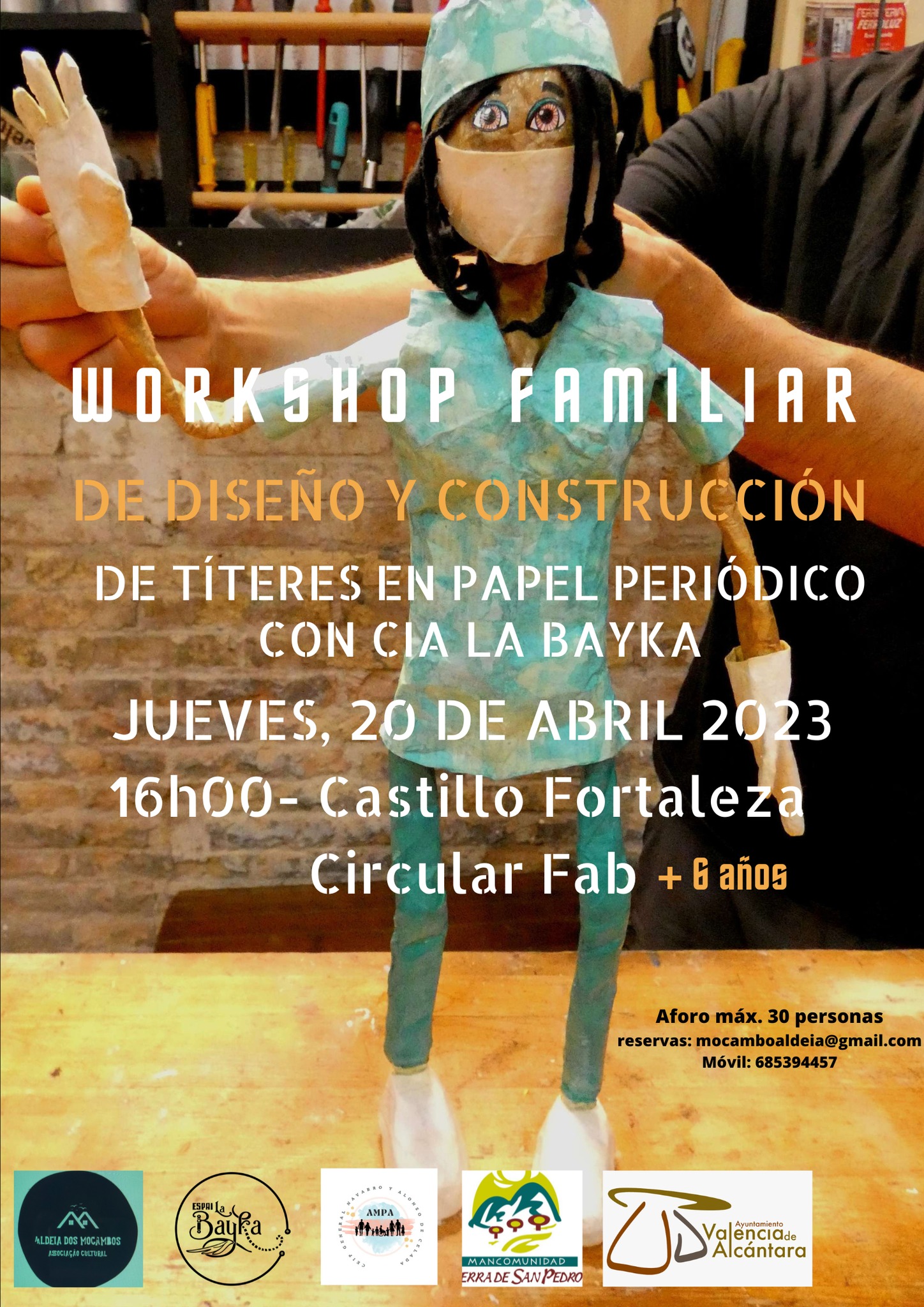 Workshop de Construção de Marionetas com Material Reciclado