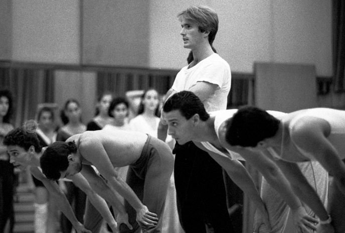 Um corpo que dança - Ballet Gulbenkian 1965-2005