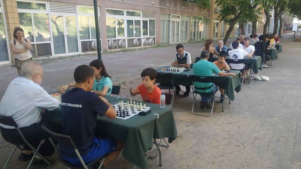 Este domingo há um torneio de xadrez para todas as idades em Barcarena