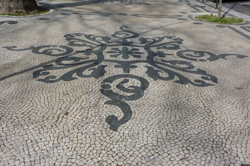 Calçada Portuguesa Percurso Eixo Central – do Parque Eduardo VII à Praça do Município