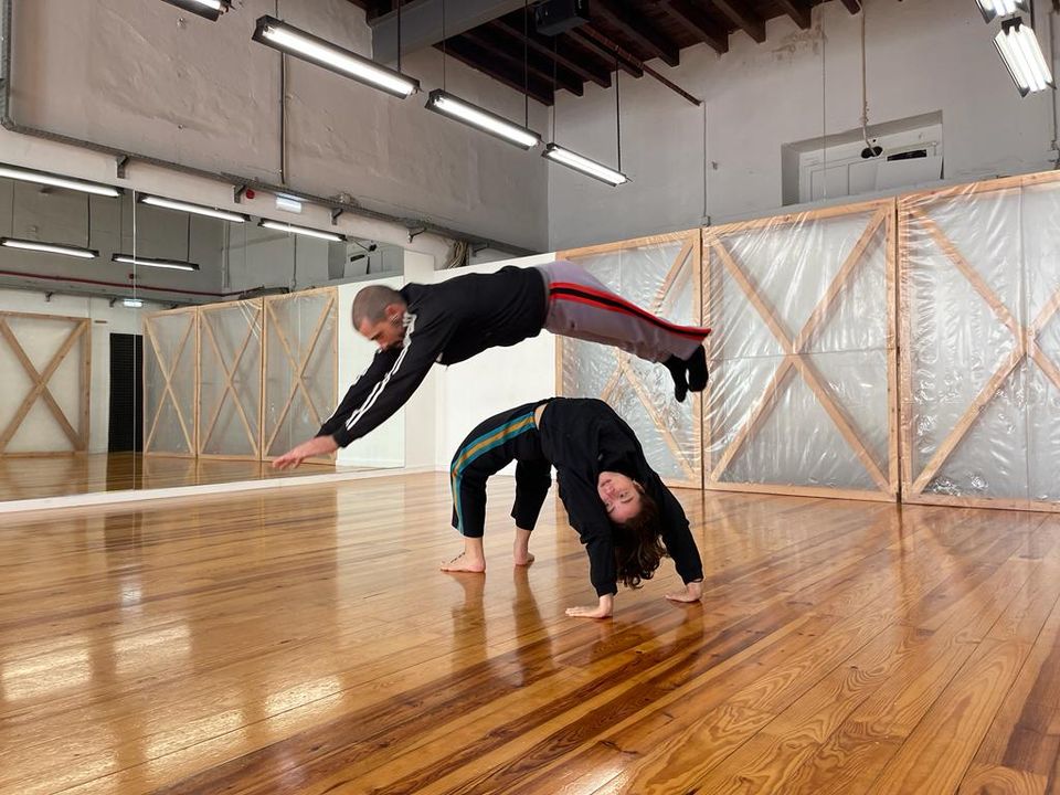 Masterclass de Floor Work e Acro Dance com Ricardo Paz e Fern Katz 