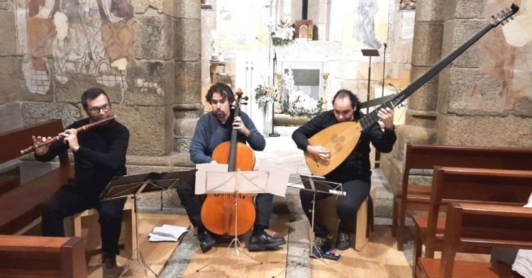 Iberian Ensemble - Paredes