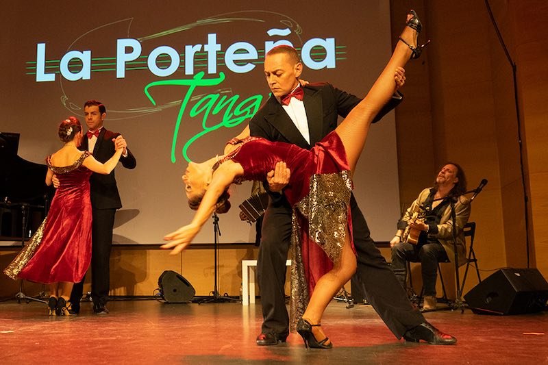 La Porteña Tango. '15 tangos de historia'