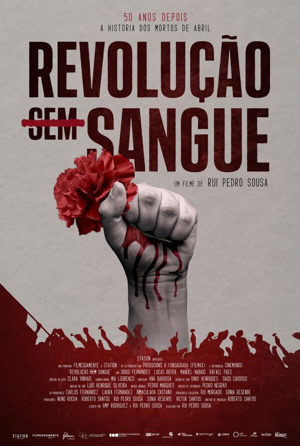 Exibição do filme 'Revolução sem sangue'