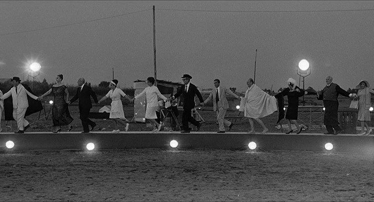 Cinema de Bairro | Filme ‘Oito e meio’, de Federico Fellini