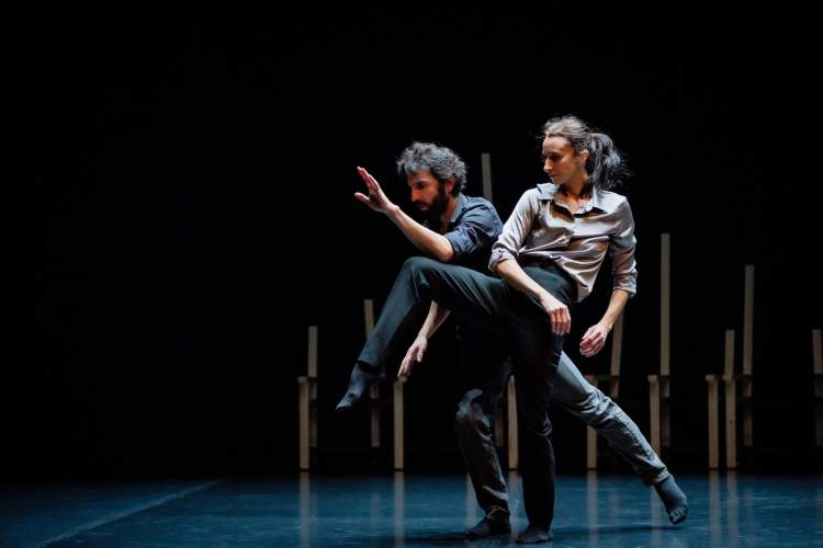 Dança: 'Sinais de Pausa', de e com São Castro e António M Cabrita