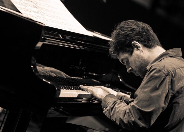 Yago Vázquez Trío + Jam Session