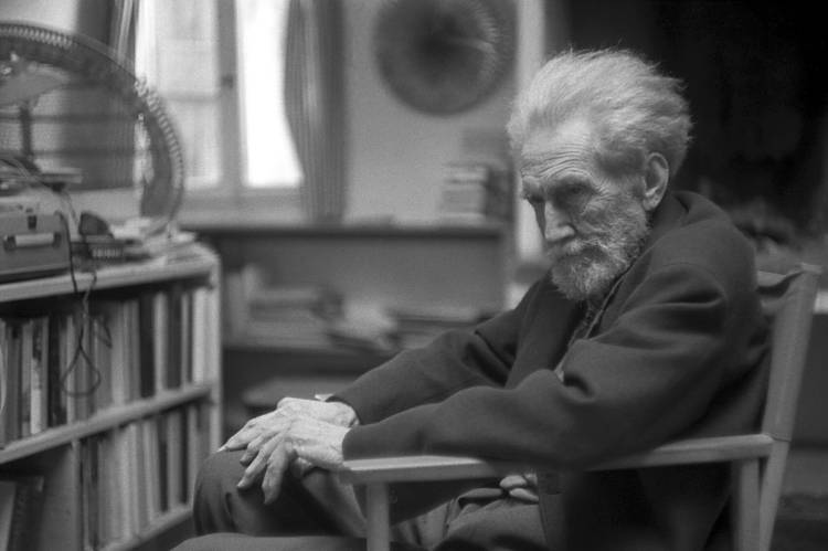 Ezra Pound: os cantos e as arestas