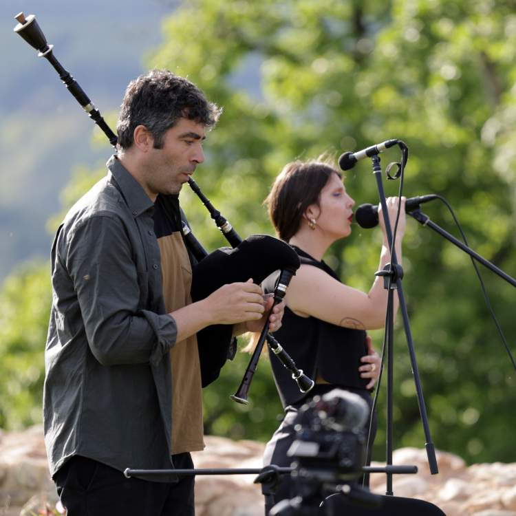 Performance sonora “Invoca viento” de Raquel G. Ibáñez + Ignacio Martínez | Dar a Ouvir 24