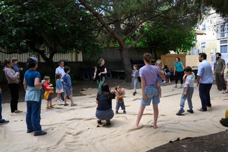 Percursos dançados - Workshop de dança em família 