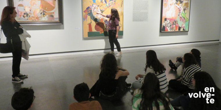 Visita-ateliê 'Recortar, colar, reconfigurar', na Casa das Histórias Paula Rego