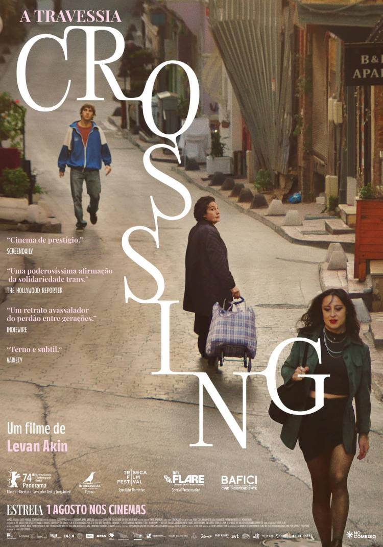 in.Str | Cinema // CROSSING - A TRAVESSIA