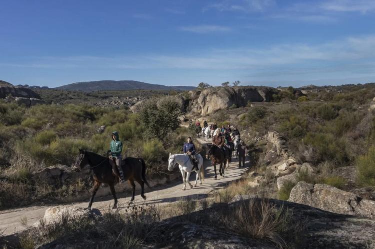 Paseo ecuestre: caminos y tradición rayana