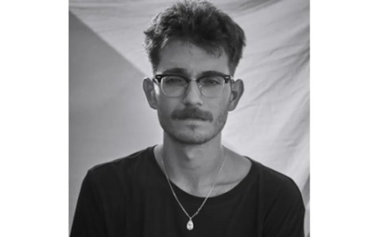 Huelva. Residencias Literarias. Encuentro con Luis Díaz en Librería Saltés.