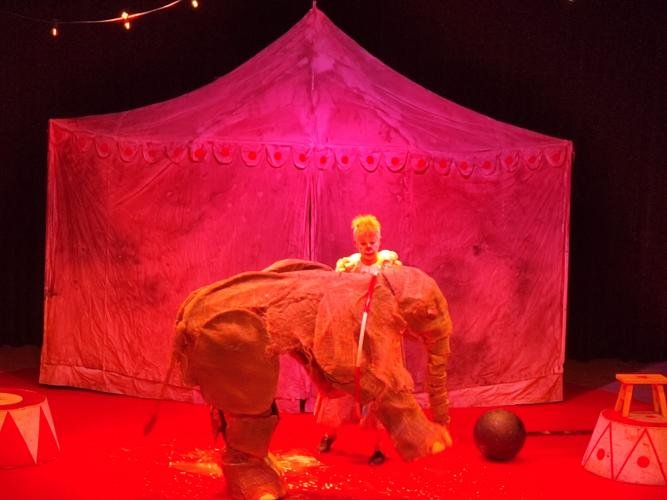 RFG · PARADE, O CIRCO DOS VALENTES