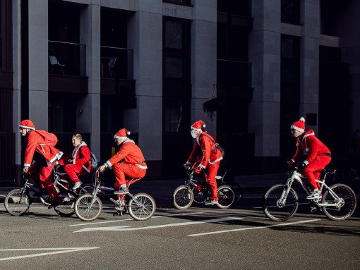 PASSEIO DE BICICLETA DE PAIS NATAIS