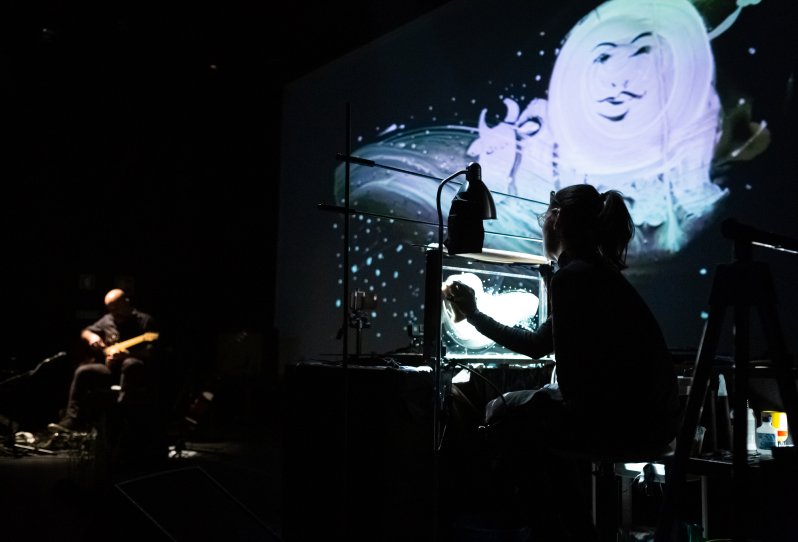 Azenha - — de Cláudia Guerreiro e Rui Carvalho