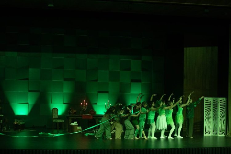 Espetáculo de Dança: Fábrica de Brinquedos