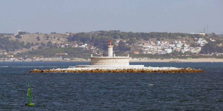 Visite o Farol do Bugio Sem Sair do Lugar!