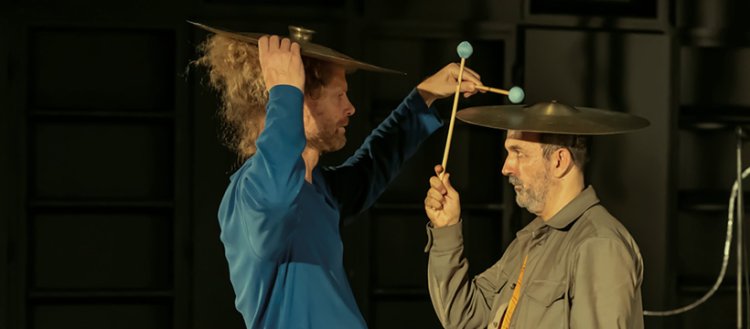 TOCAS concerto-performance pelo direito a uma toca a muitos toques de António-Pedro e Caroline Berge