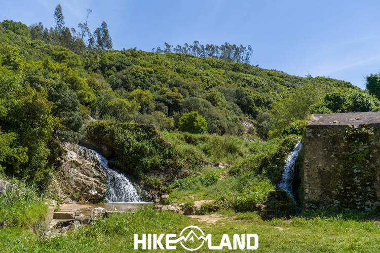 Das Grutas da Columbeira à Cascata do Vale Cornaga | Lourinhã