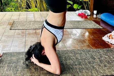 YOGA | Em família… na Biblioteca Babyoga