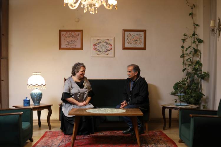 O MEU BOLO FAVORITO de Maryam Moghaddam e Behtash Sanaeeha