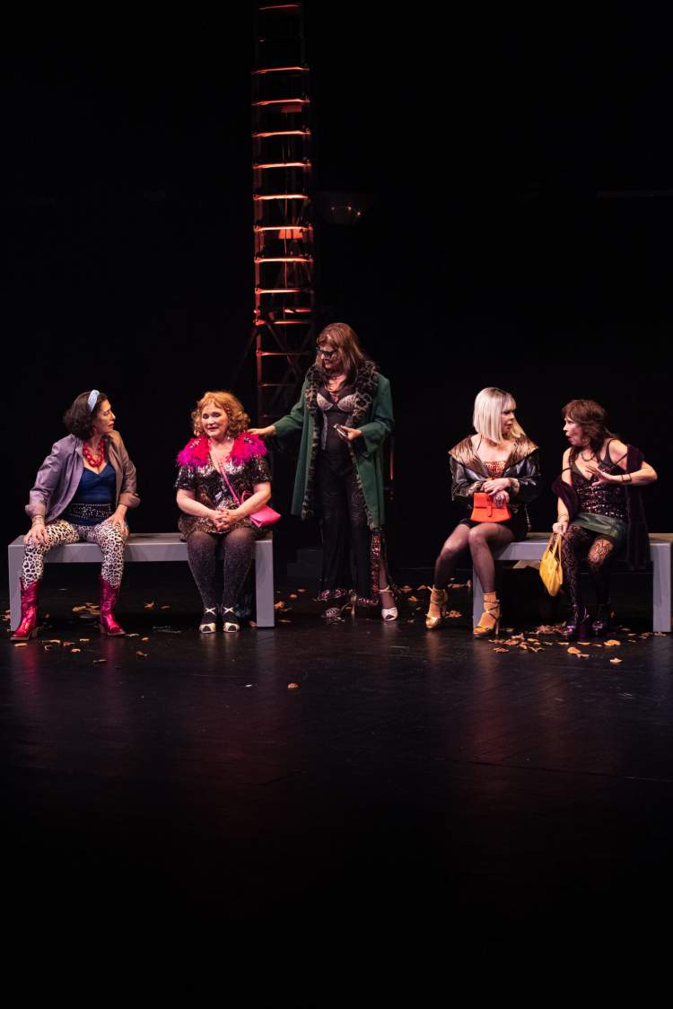 A mais velha profissão