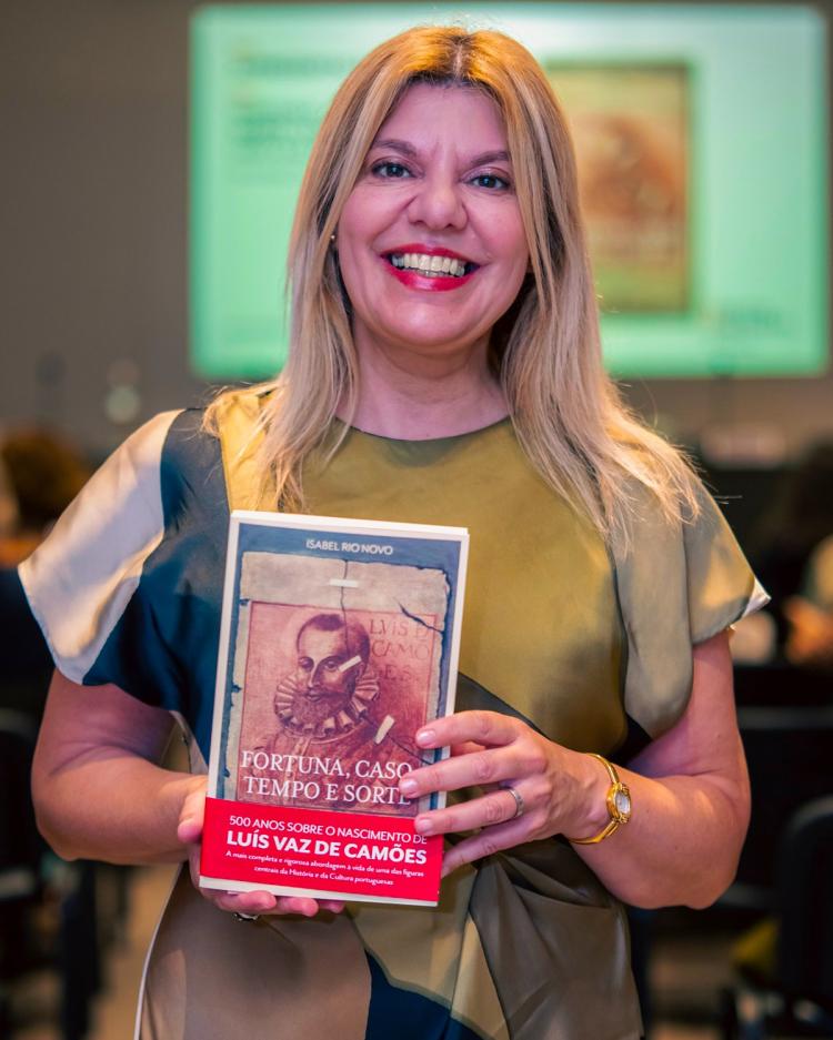 Apresentação do livro “Fortuna, caso, tempo e sorte: biografia de Luís Vaz de Camões”