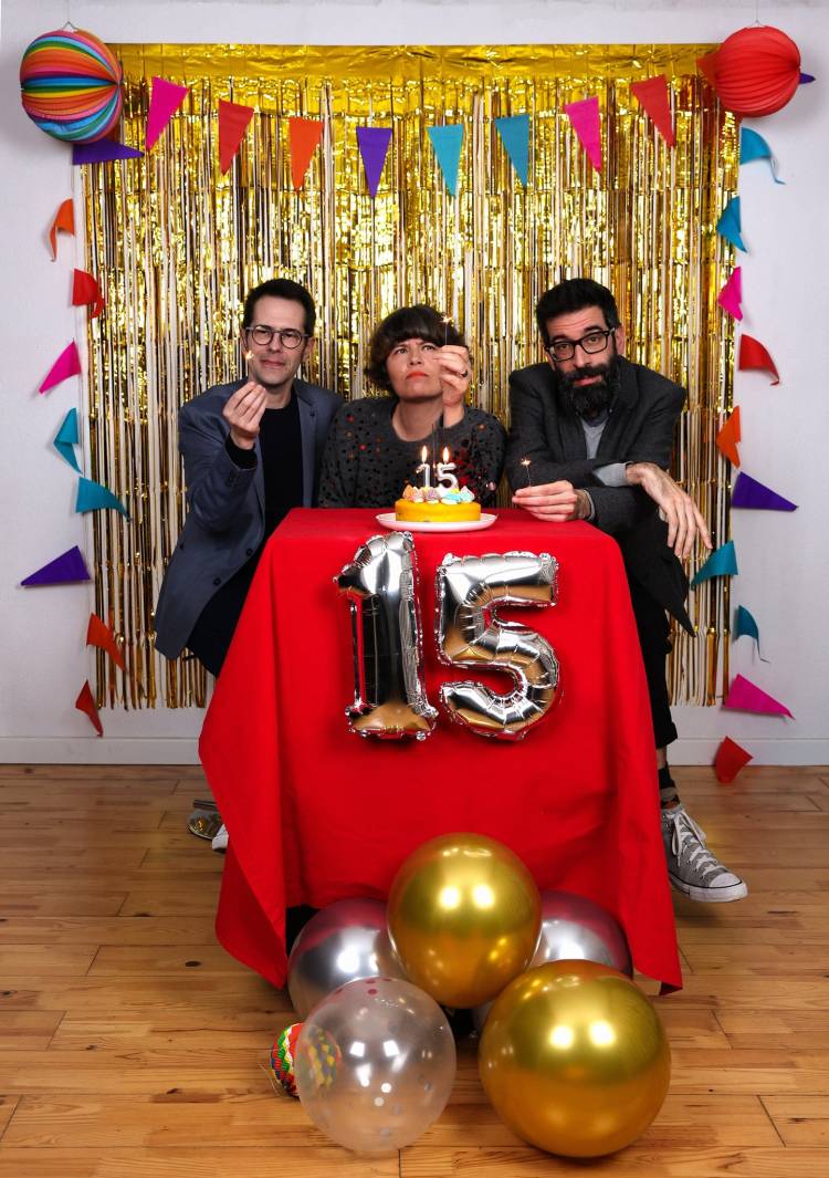 BIRDS ARE INDIE / Sala 6 / Barreiro (+ DJset Dead Club)