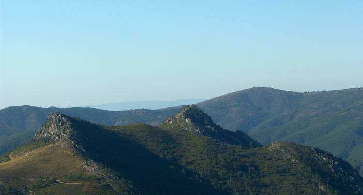Caminhada até aos Penedos de Fajão