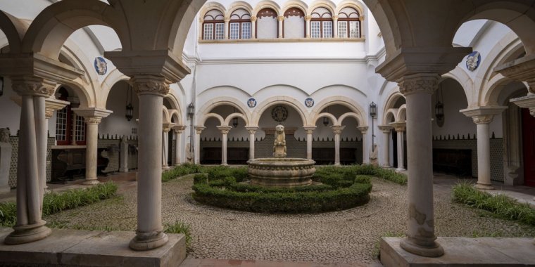 Conhecer o Museu Condes de Castro Guimarães
