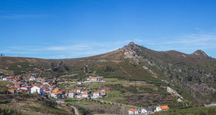 AXTrail Series: És tu e o Trilho