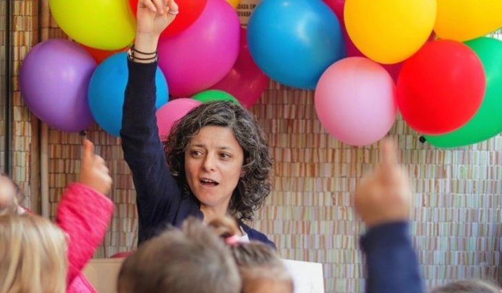 SESSÃO DE CONTOS “DE BOCA A ORELHA” COM LILIANA GONÇALVES