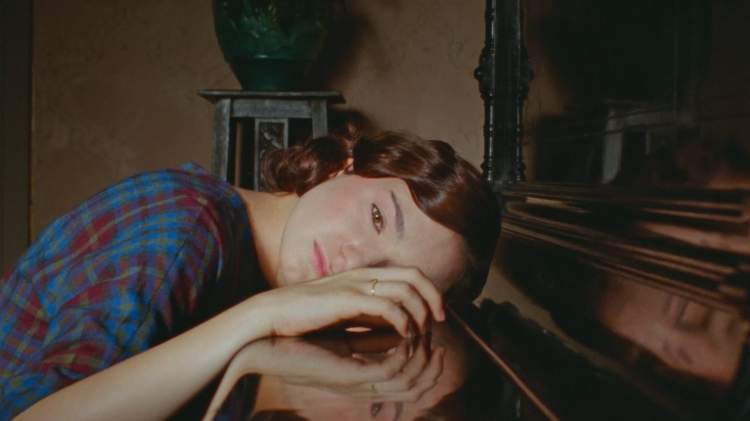 ‘Sob a Chama da Candeia’ de André Gil da Mata