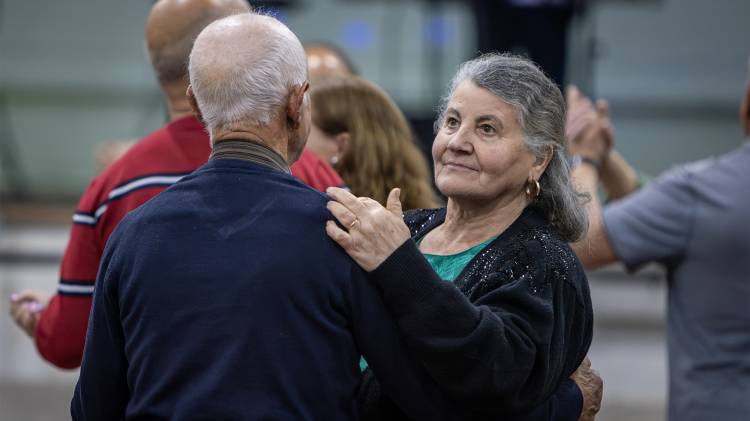 “Há Baile na Aldeia” em Urrô