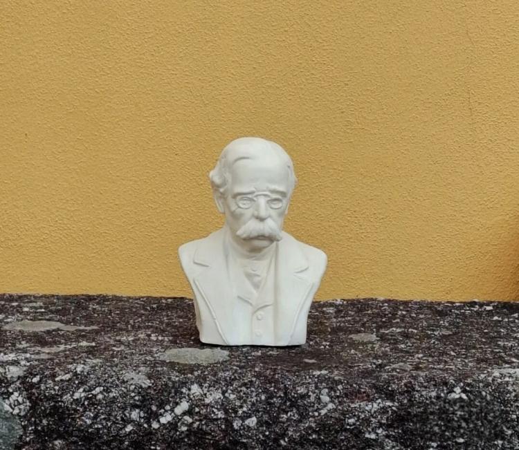 UM OBJETO E SEUS DISCURSOS — «VINTE HORAS DE LITEIRA», DE CAMILO CASTELO BRANCO