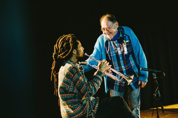 Concertos do Chão#3 | Lorenzo Abattoir | Sirius