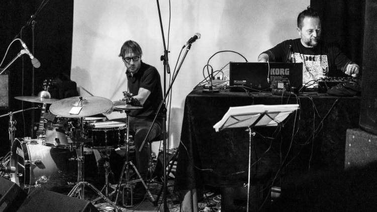 RESSONÂNCIA 65 // Kesherul Neg Pineg [CZ, FR]