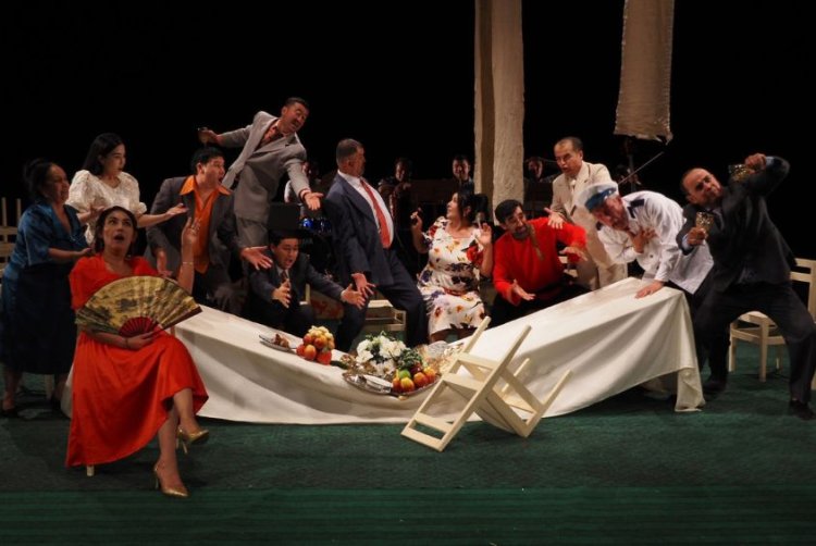 'Pedido & Casamento'  - Coprodução Companhia de Teatro de Braga /Qashqadaryo-Karshi (PT/Uzbequistão)