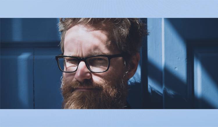 Café Curto #206 | A Singer of Songs