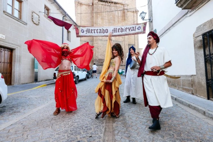 Mercado Artesanal y Gastronómico