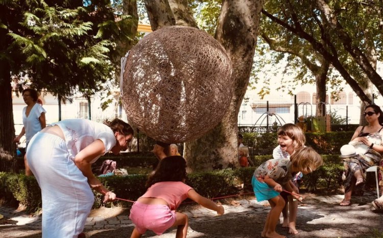 Espetáculo IN DO ~ Histórias com o céu às costas
