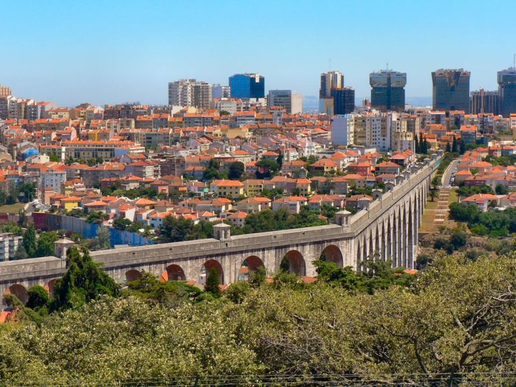 Visita e Travessia do Aqueduto das Águas Livres