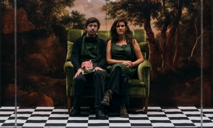 Campânula de vidro - Marta Carreiras e Martim Rodrigues