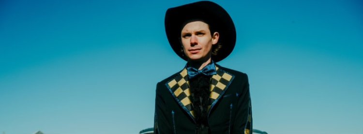 Hayden Pedigo apresenta 'I’ll Be Waving As You Drive Away' ⟡ P.S. Lucas
