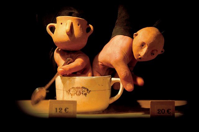 in.Str - Festa da Marioneta // A MANO