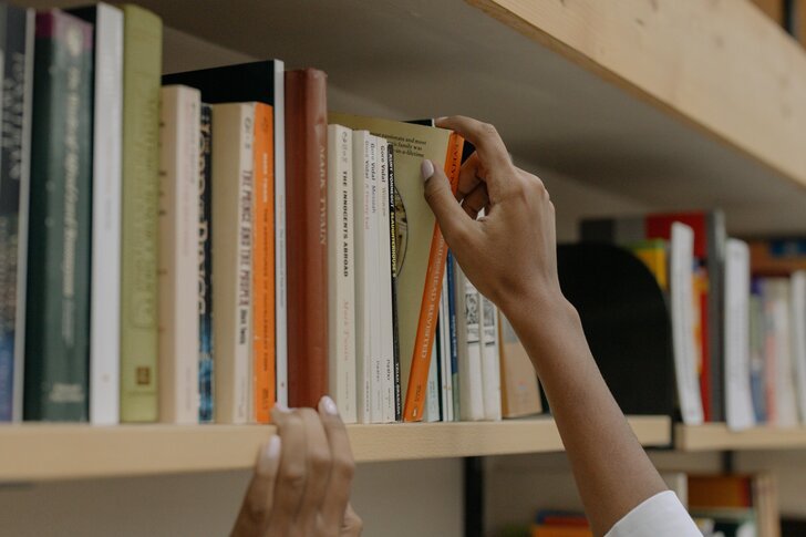 LIVROS EM BOA COMPANHIA COM SÓNIA BALACÓ