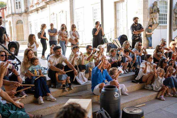 A Cerâmica Dá-te Música / Workshop para famílias