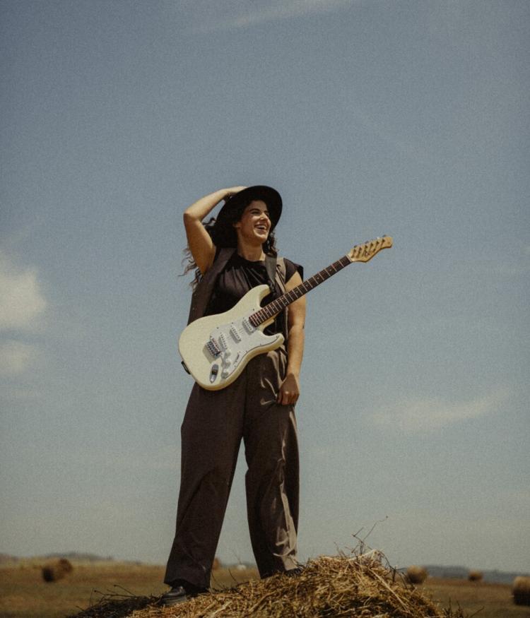 Música de Origem: Catarina Vaz